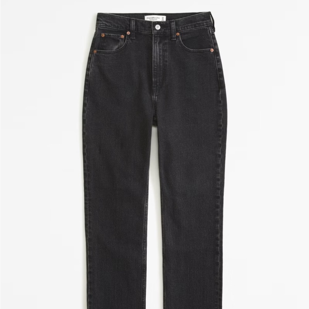 Abercrombie Curve Love 90’s Straight Ultra High Rise Ankle Straight Jean